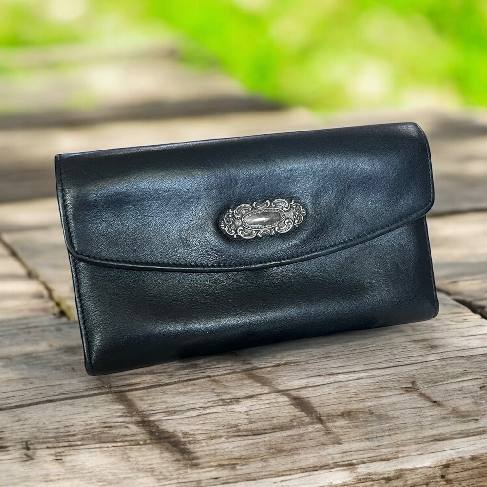 Fossil Vintage Genuine Leather Trifold Wallet‎ Silver Medallion Checkbook Clutch